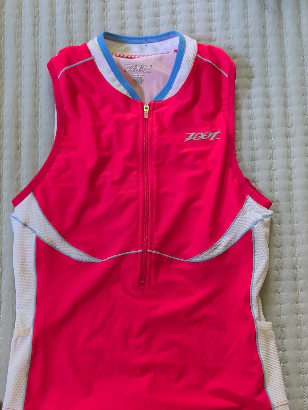 Zoot Bright Pink Sleeveless Zip-Front Sport Top with White Mesh